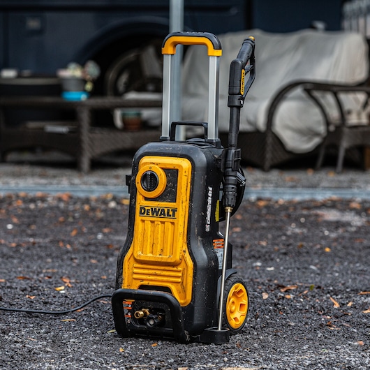 DEWALT DeWALT DXPW2800E 2800 PSI at 1.0 GPM Cold Water Electric Pressure Washer