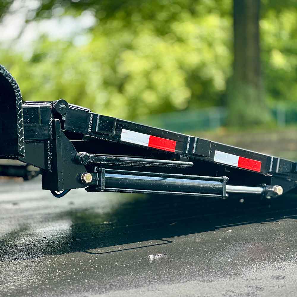 Gatormade Trailers Aardvark 21K Triple Axle Hydratail