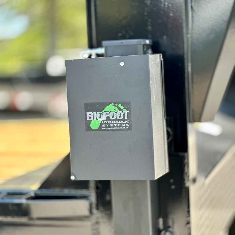 Gatormade Trailers 21K Triple Axle Hydratail