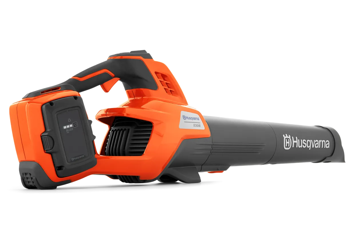 Husqvarna 230iB (battery and charger included)
