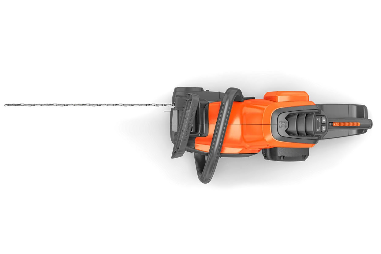 Husqvarna Power Axe 350i Chainsaw (battery and charger included)